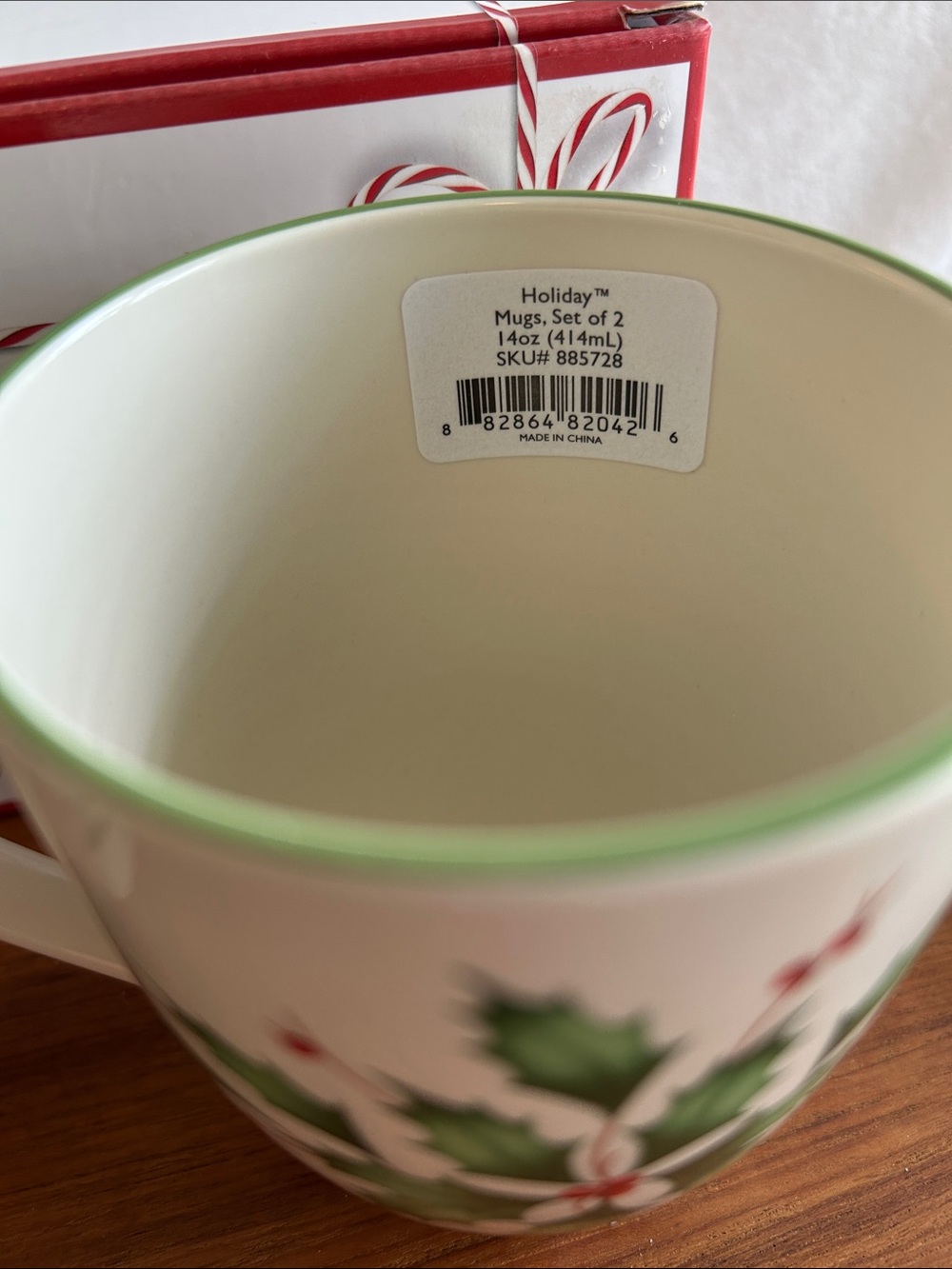 Lenox Holiday Holly Berry Set Of 2
Coffee Mugs Cups New In Box - Picture 5 of 7